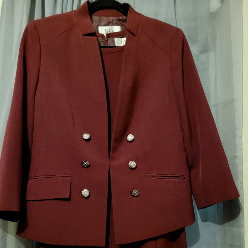 Dress Suit